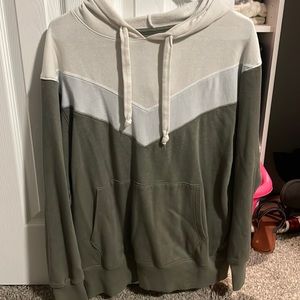 Color block hoodie - size m